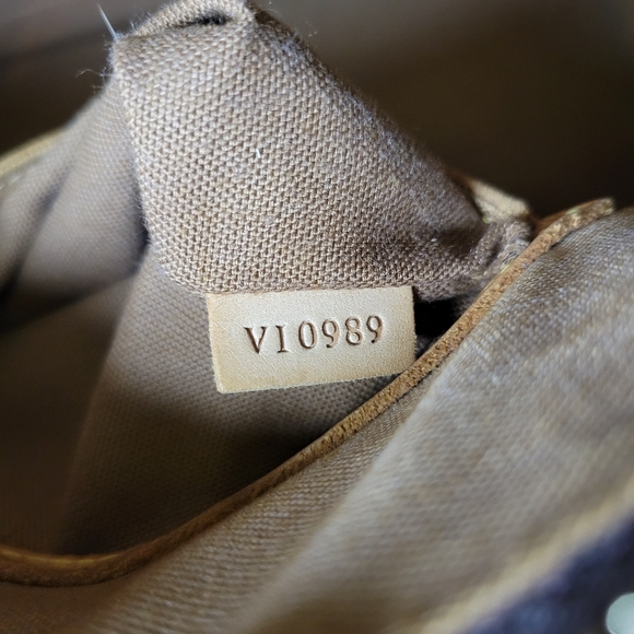 Authentic Vintage Louis Vuitton Alma PM VI0989, Very Good Condition, Cobalt Blue - Picture 15 of 16